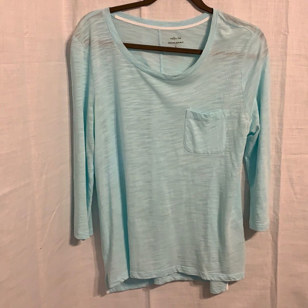 Banana Republic 3/4 sleeve large tee. Scoop neck Malibu tea LIGHT SPRING…